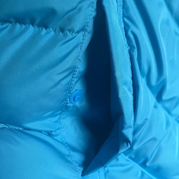 Women’s Lands End Down Winter coat - Picture 5 of 7